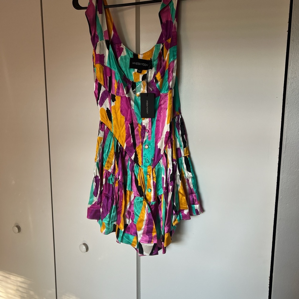 Never worn - Picture 2 of 3